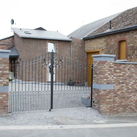 L'Etable D'Evelyne Hotell Bastogne Eksteriør bilde